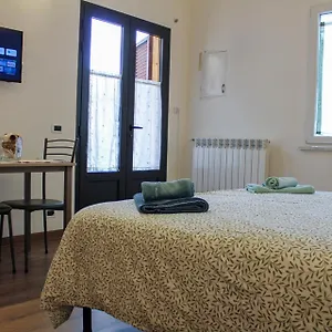 https://corte-dellulivo.it-tuscanyhotel.com