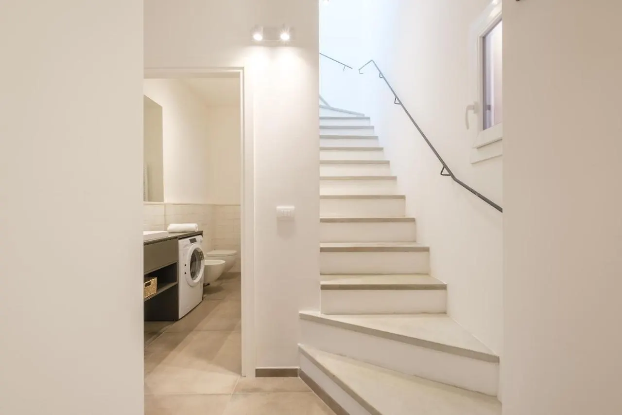 Helga House By Studio Vita Bologna Italy